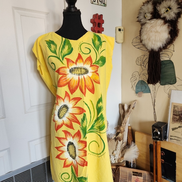 Vintage hand painted dress - Picture 4 of 5